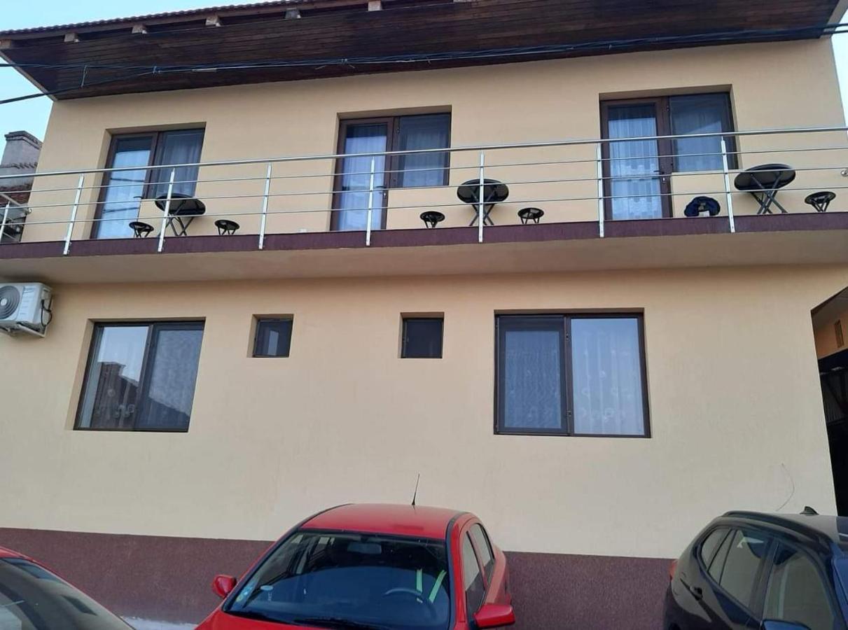 Hotel Casa Dalys Orşova Exterior foto