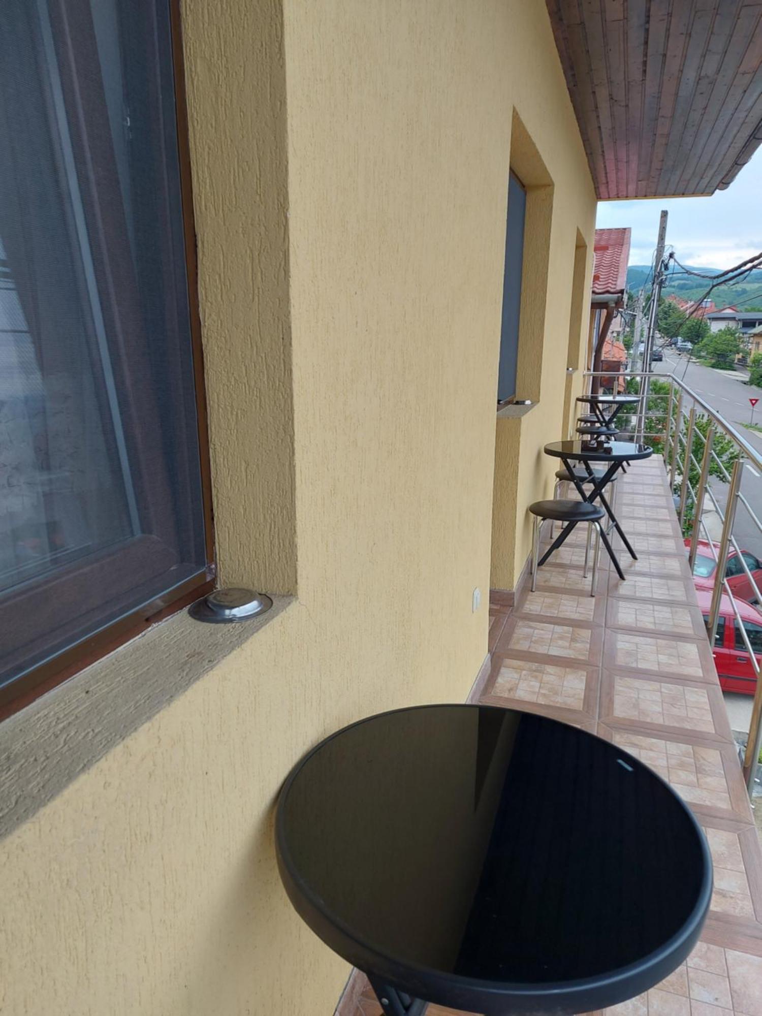 Hotel Casa Dalys Orşova Exterior foto